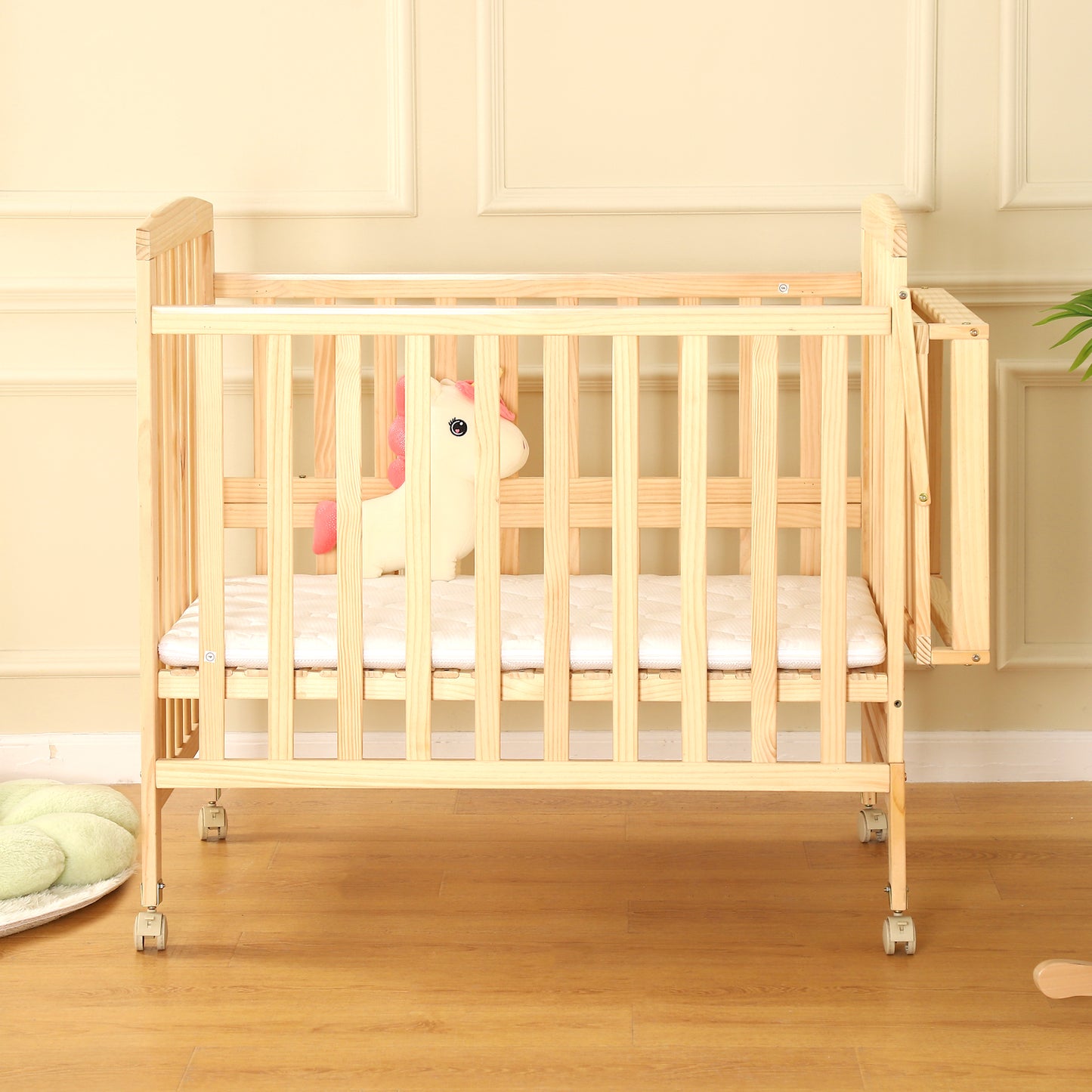 FUNLIO Mini Baby Crib, Paint-Free Pine Wood Crib